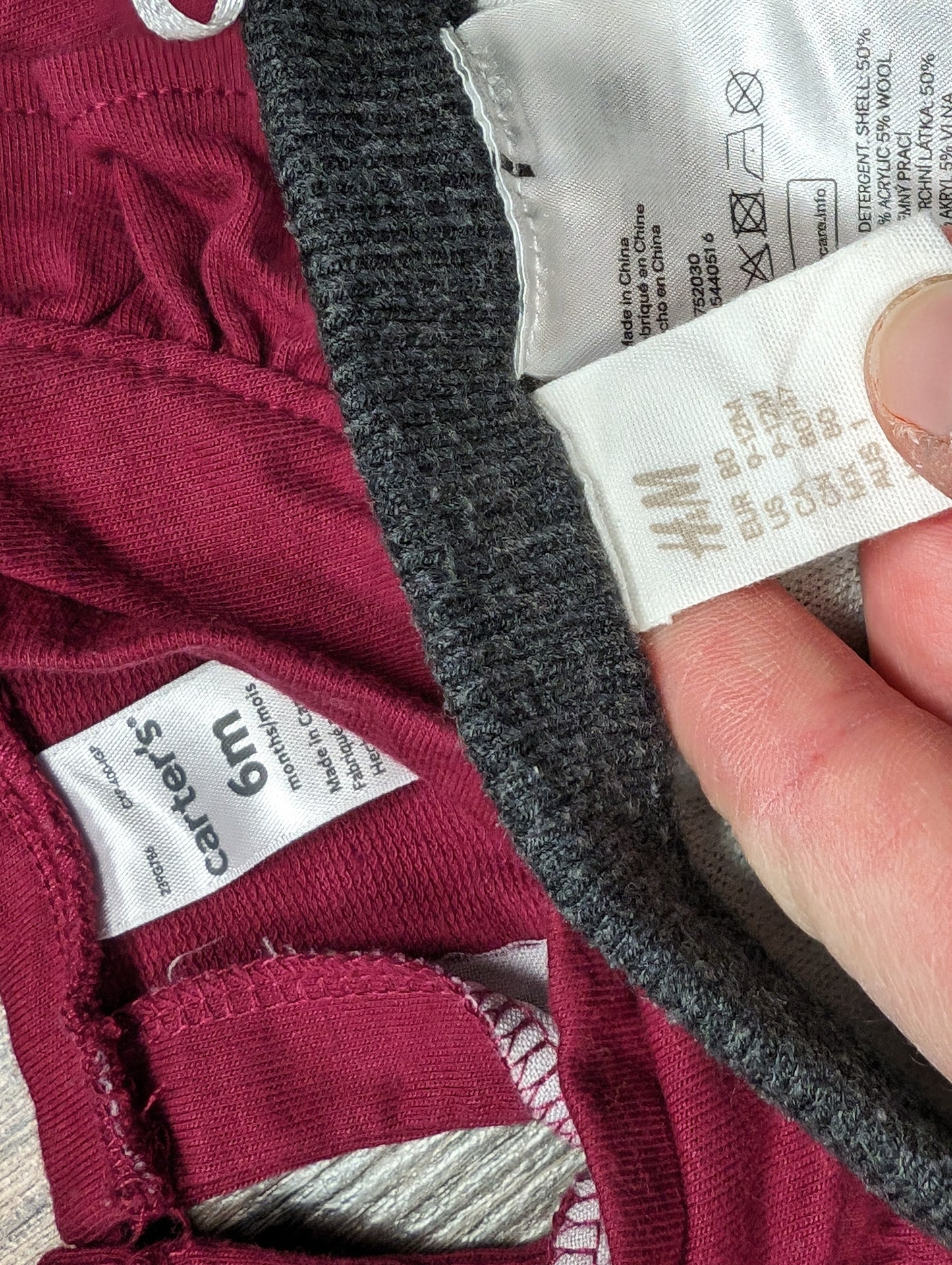 Ensemble 6-12mois Carters et H&M