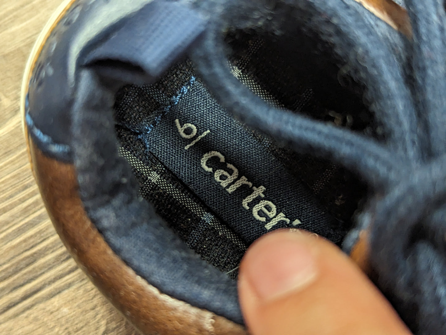 Chaussures Gr:6 jeune enfant Carters