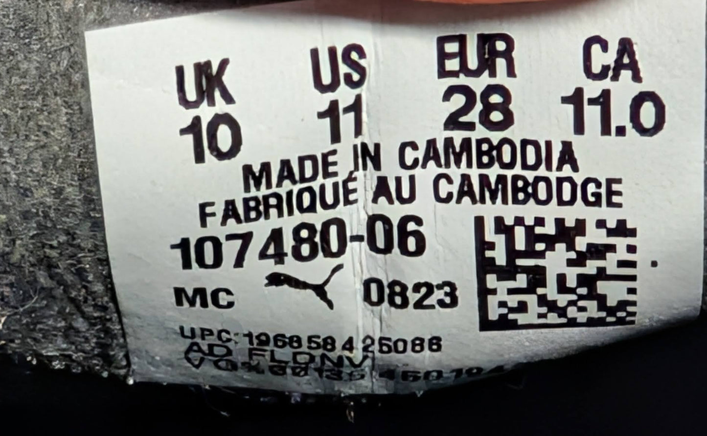 Chaussures de soccer gr 10 Puma Neuf