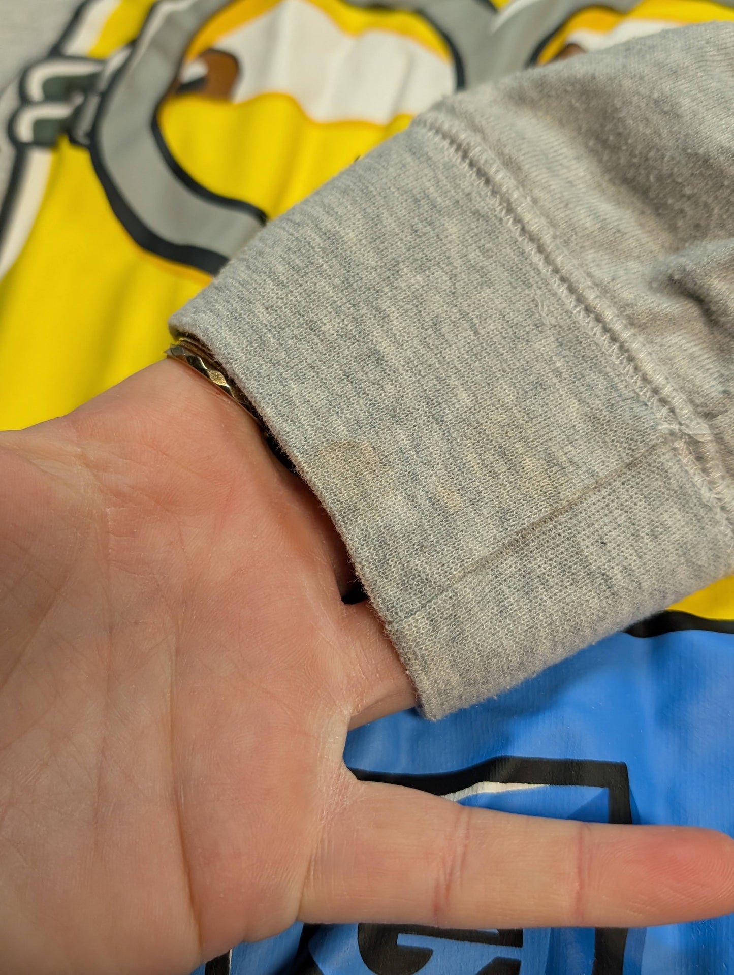 Chandail 10-12ans Minions*