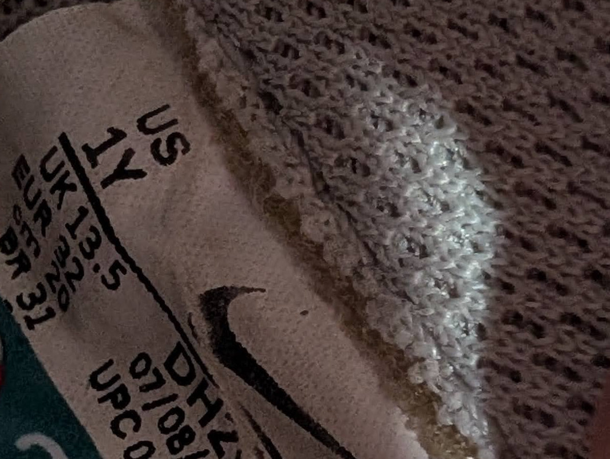 Chaussures gr 1 grand enfant Nike