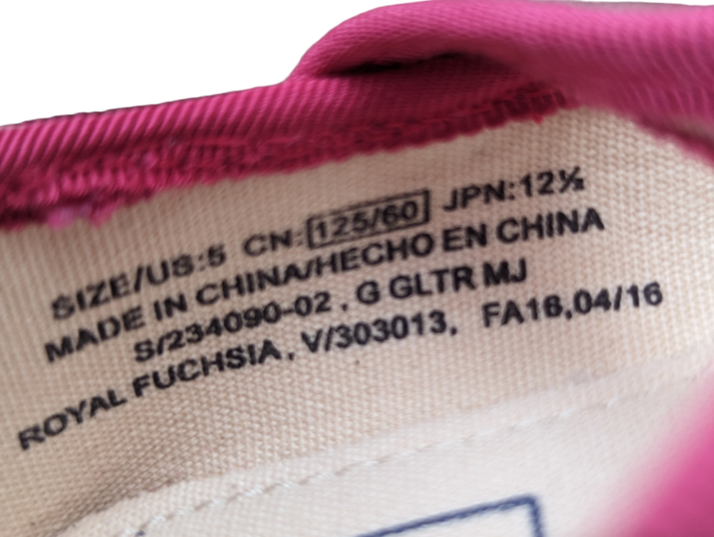 Chaussures gr 5 jeune enfant Gap