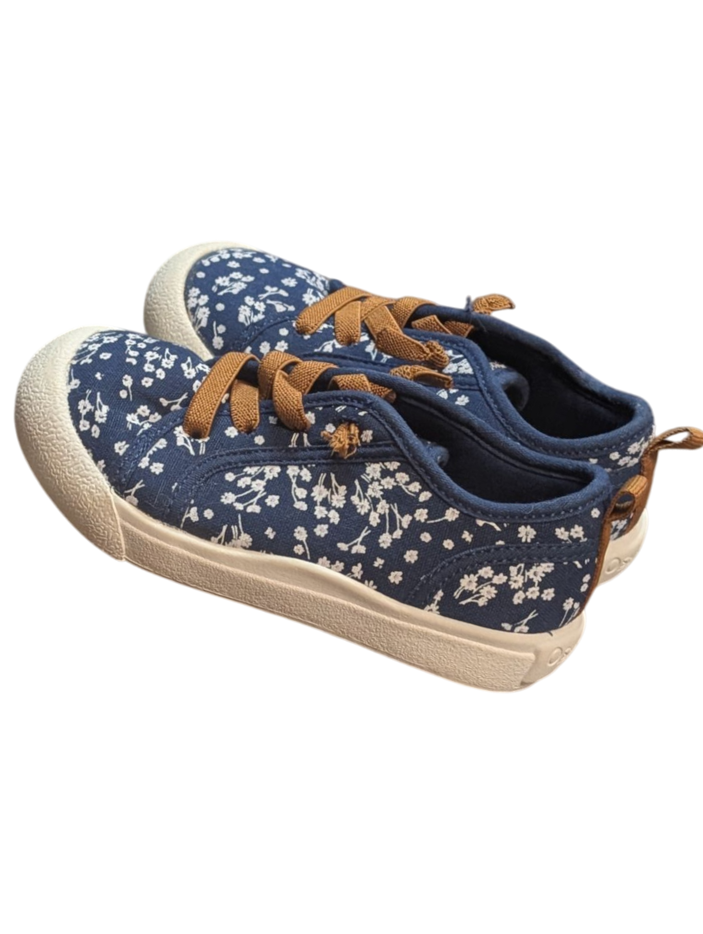 Chaussures gr 9 jeune enfant Oshkosh