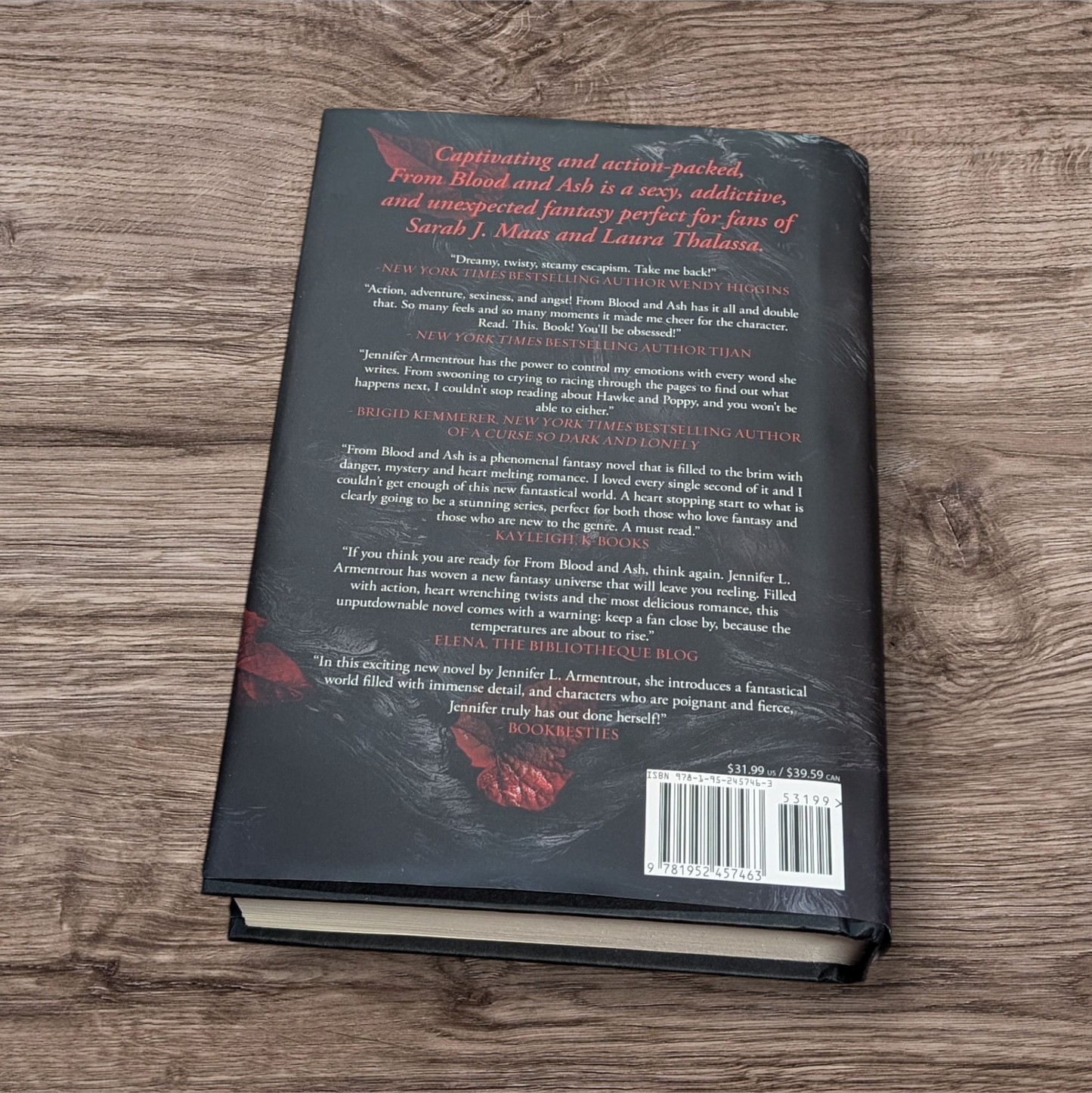 Livre From Blood And Ash (1er) version Anglaise format standard Neuf