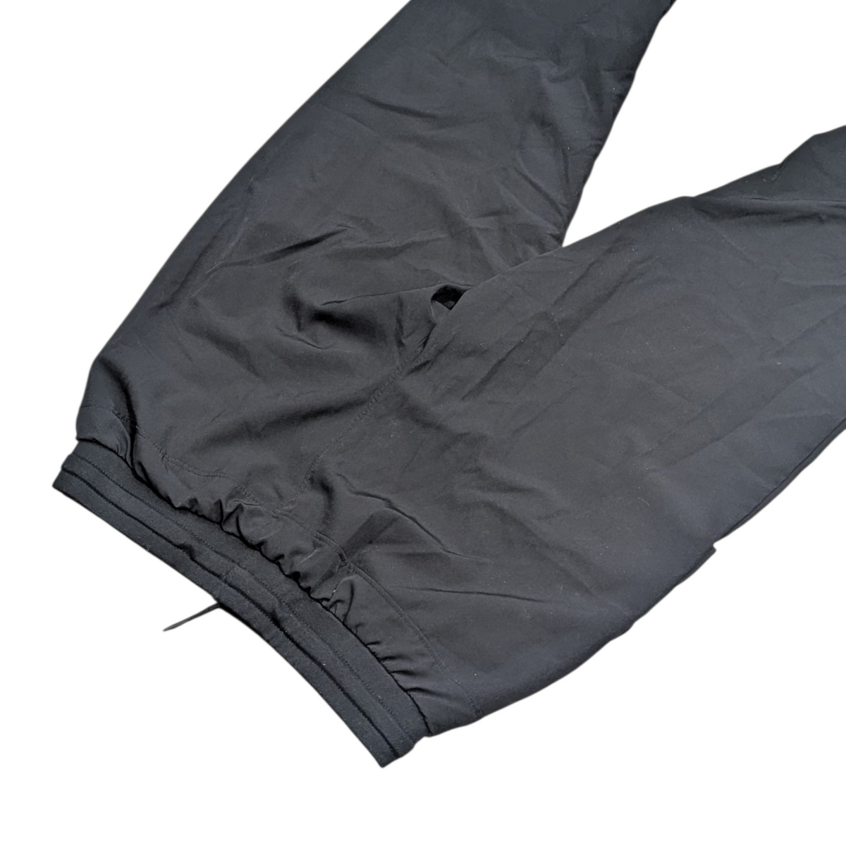 Pantalon 18-20ans fait small Fila