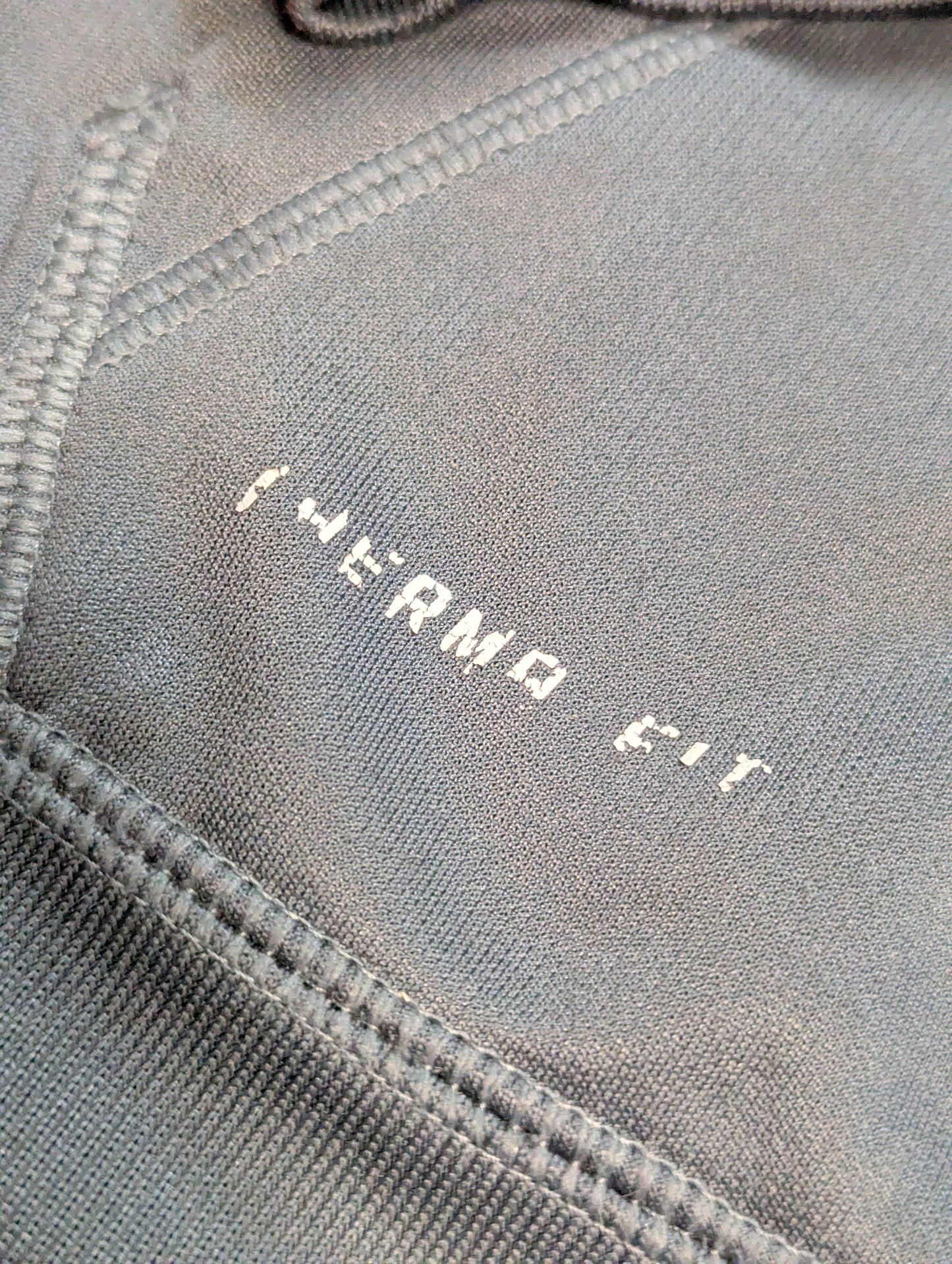 Chandail médium 10ans Nike*