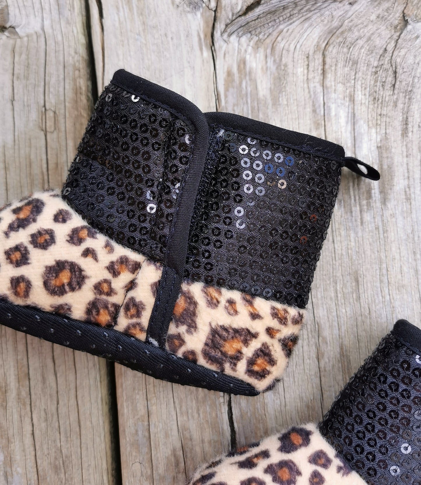 Pantoufles gr:4 bébé neuf