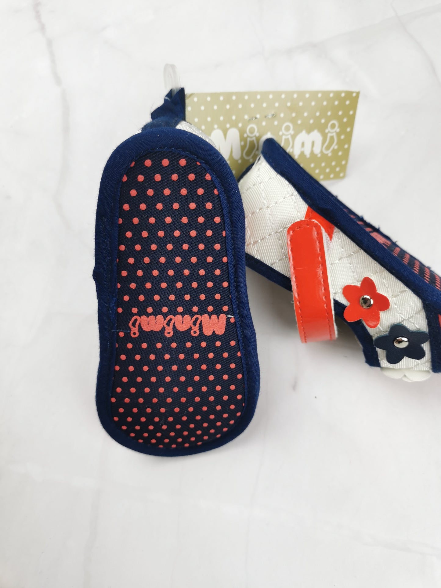 Chaussures 6-9mois Minimi neuf (C:ASD)