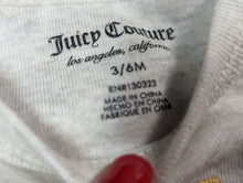 Load image into Gallery viewer, Cache-couches 3-6mois Juicy couture
