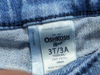 Short 3ans Oshkosh*