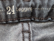 Load image into Gallery viewer, Jeans xsmall (Gr:24) Levi&#39;s
