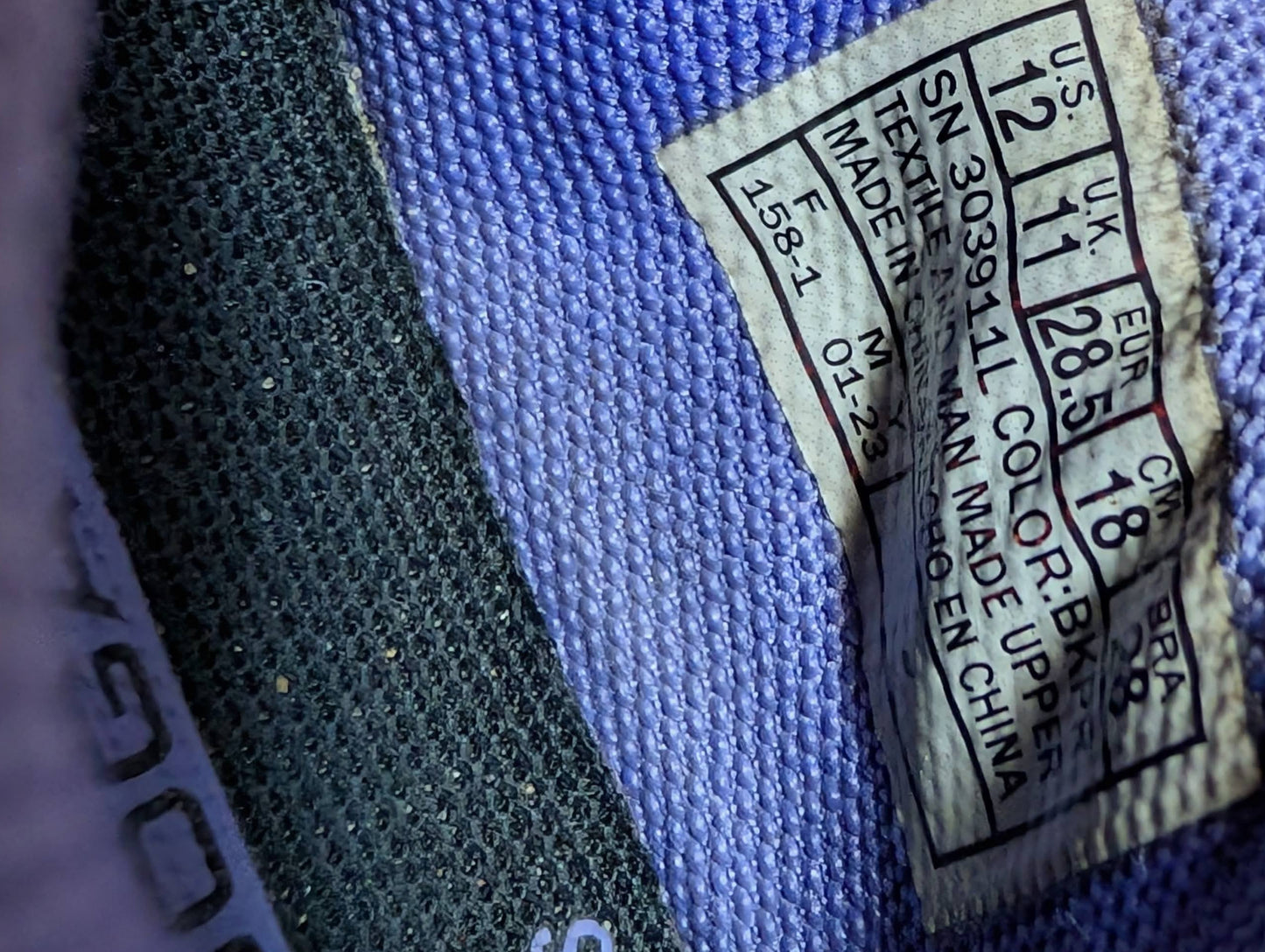 Chaussures gr 12 enfant Skechers