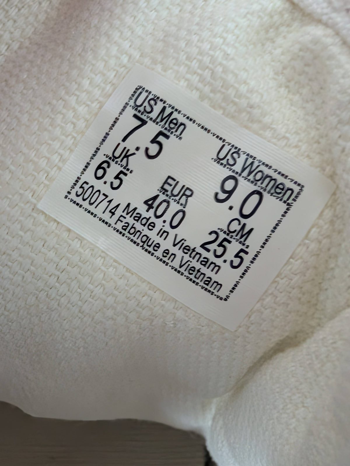 Chaussures gr 9 femme Vans Neuf
