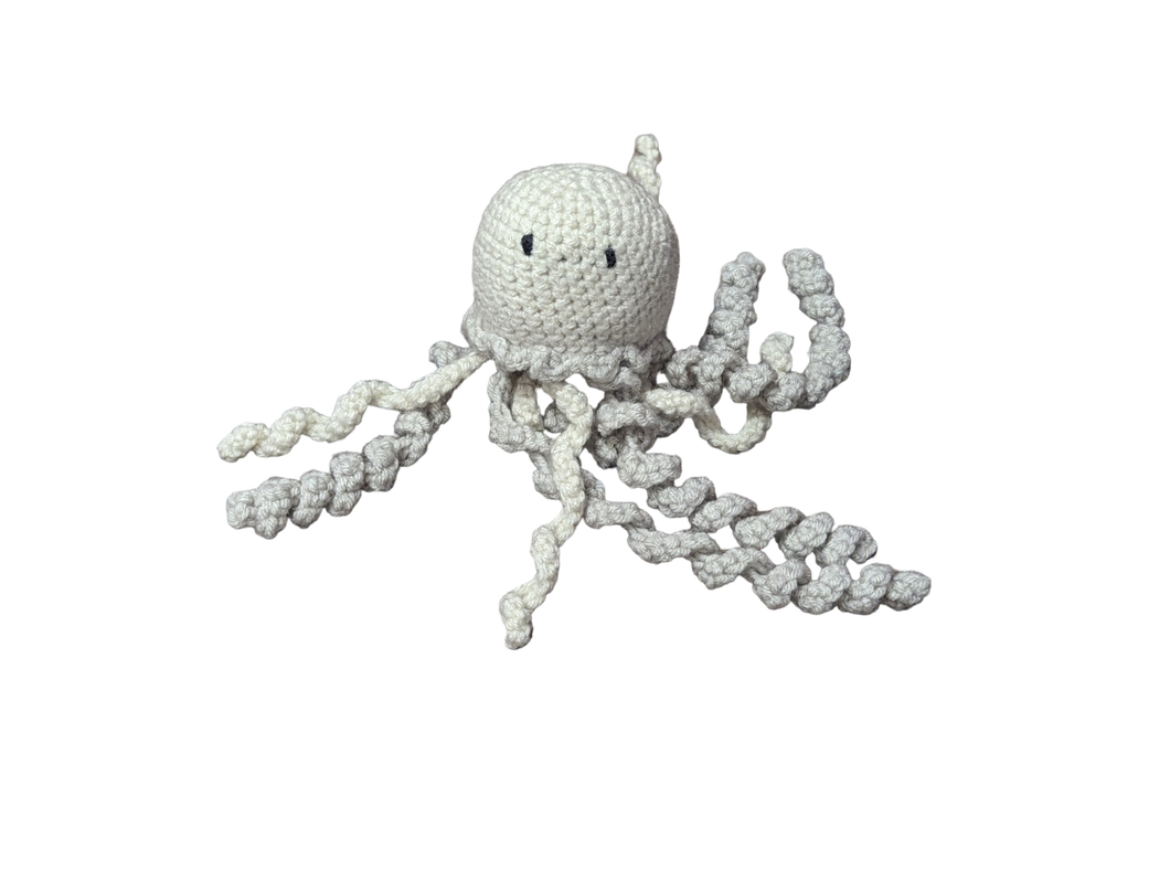 Petite pieuvre tricotée (C:AJ)