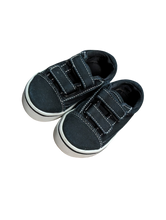Load image into Gallery viewer, Chaussures Gr:5 bébé
