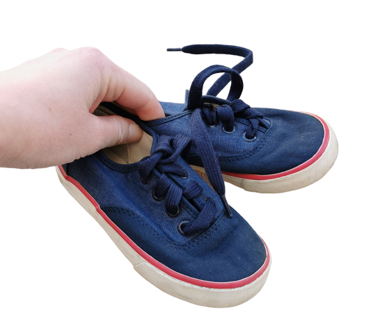 Chaussures gr 8 jeune enfant Gap