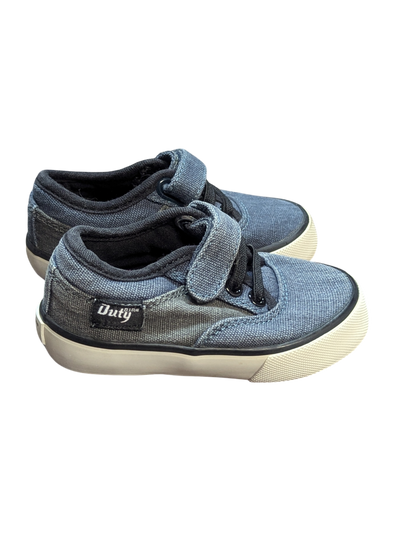 Chaussures gr 4 jeune enfant Duty