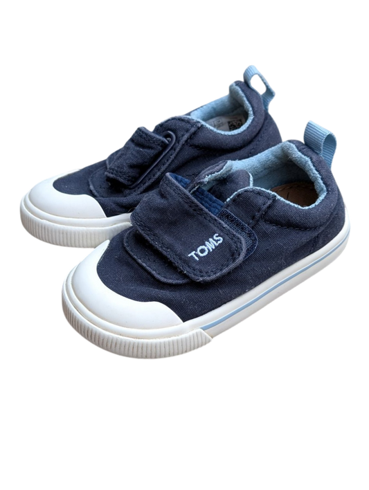 Chaussures gr 5 jeune enfant Toms