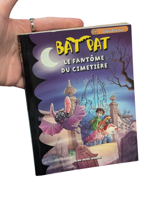 Livre Le fantôme du cimetière Bat Pat