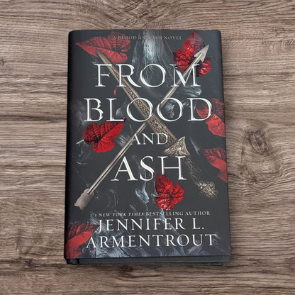 Livre From Blood And Ash (1er) version Anglaise format standard Neuf