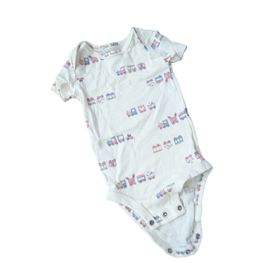 Cache-couche 9mois Carters