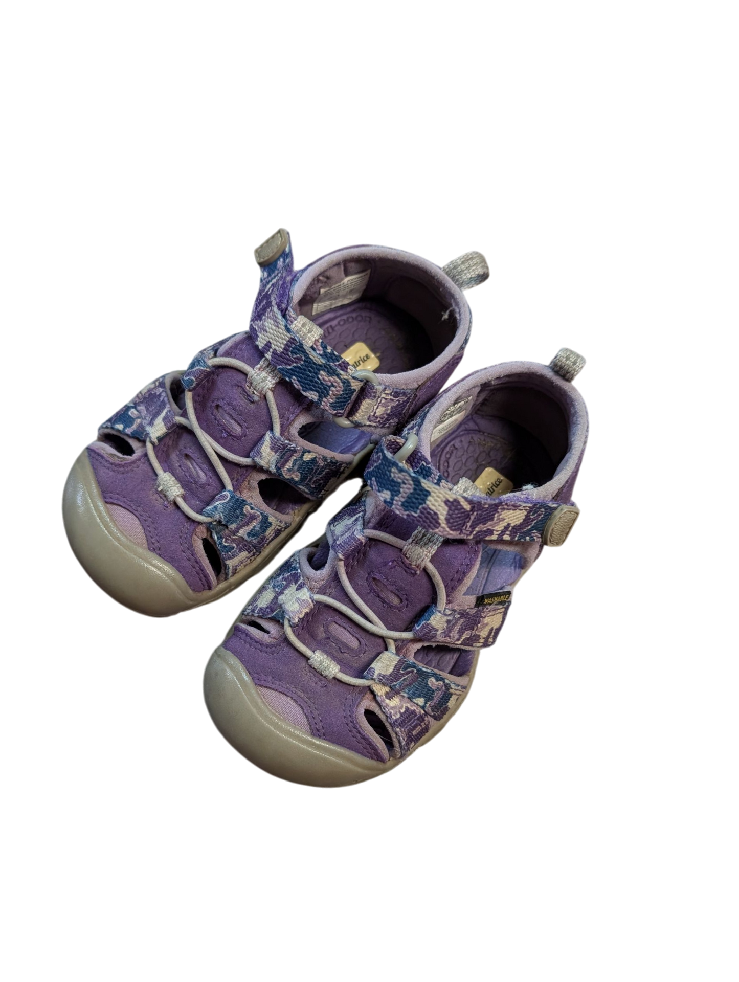 SAndales gr 7 enfant Keen