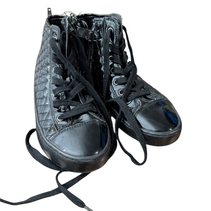 Chaussures gr 2.5 grand enfant Geox