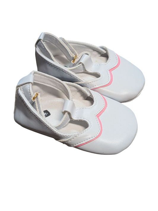 Chaussures molles gr 4.5 - 5 bébé Grain de blé