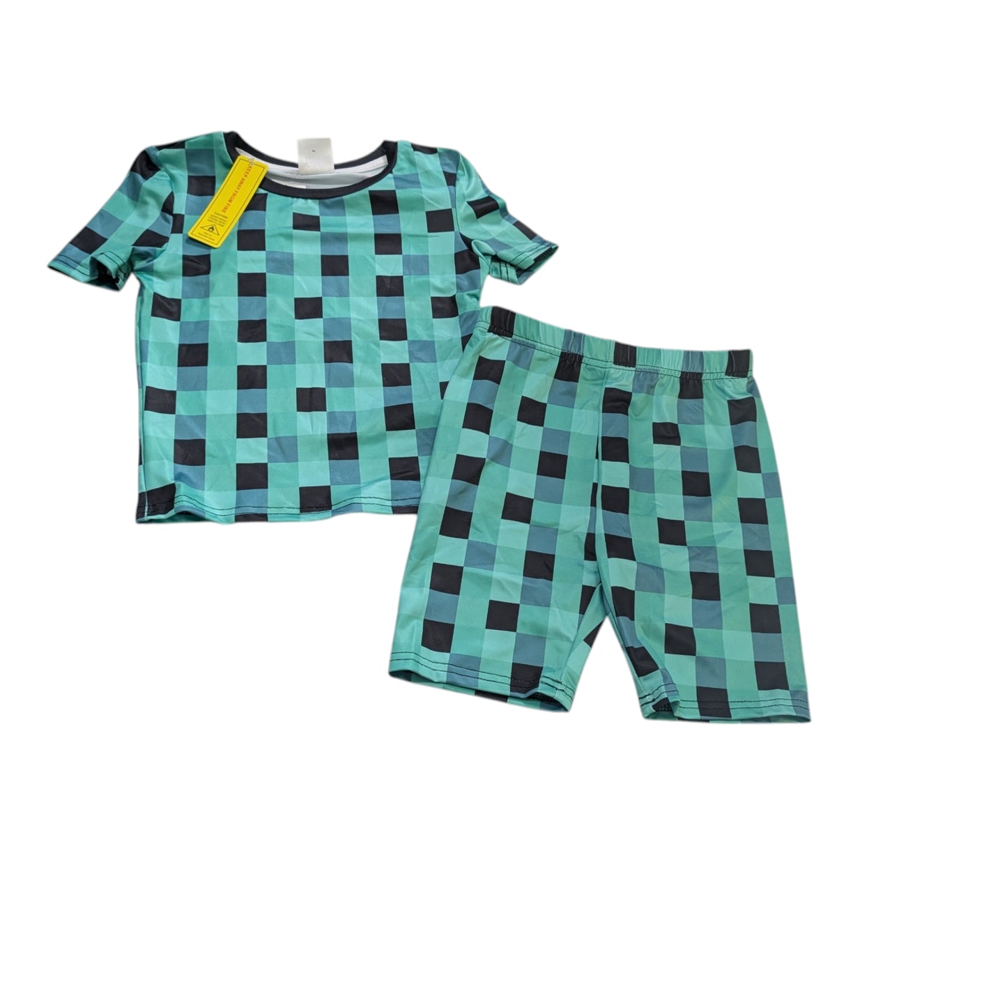Pyjama 7ans fait 5ans Shein  Neuf