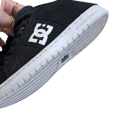 Chaussures gr 3 GRAND enfant DC