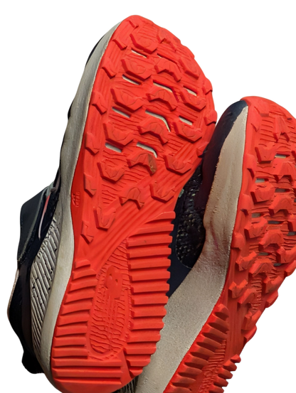 Chaussures gr 13 enfant New Balance