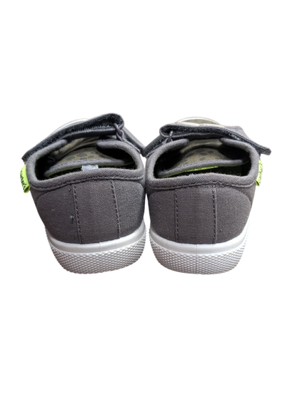 Chaussures gr11 enfant Carters Neuf