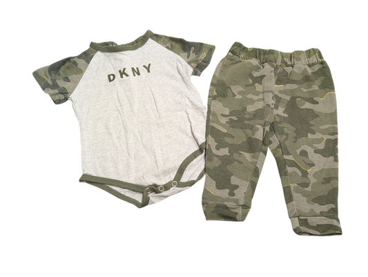 Ensemble 6-9mois DKNY