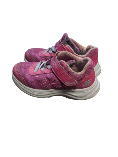 Chaussures gr 8 enfant Skechers*