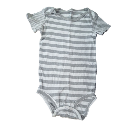 Cache-couche 24mois Carters