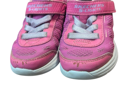 Chaussures gr 8 enfant Skechers*