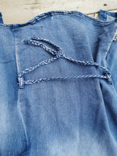 Charger l&#39;image dans la galerie, Chemise jeans tunique 6-7ans B.nosy
