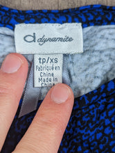 Load image into Gallery viewer, Camisole courte xsmall Dynamite
